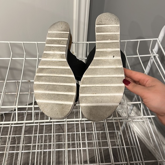 Just Fab Lark Slip on Sandals - Picture 4 of 4